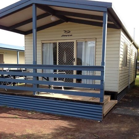 Holiday Lifestyle Henty Bay Portland Hotel Dutton Way Exterior photo