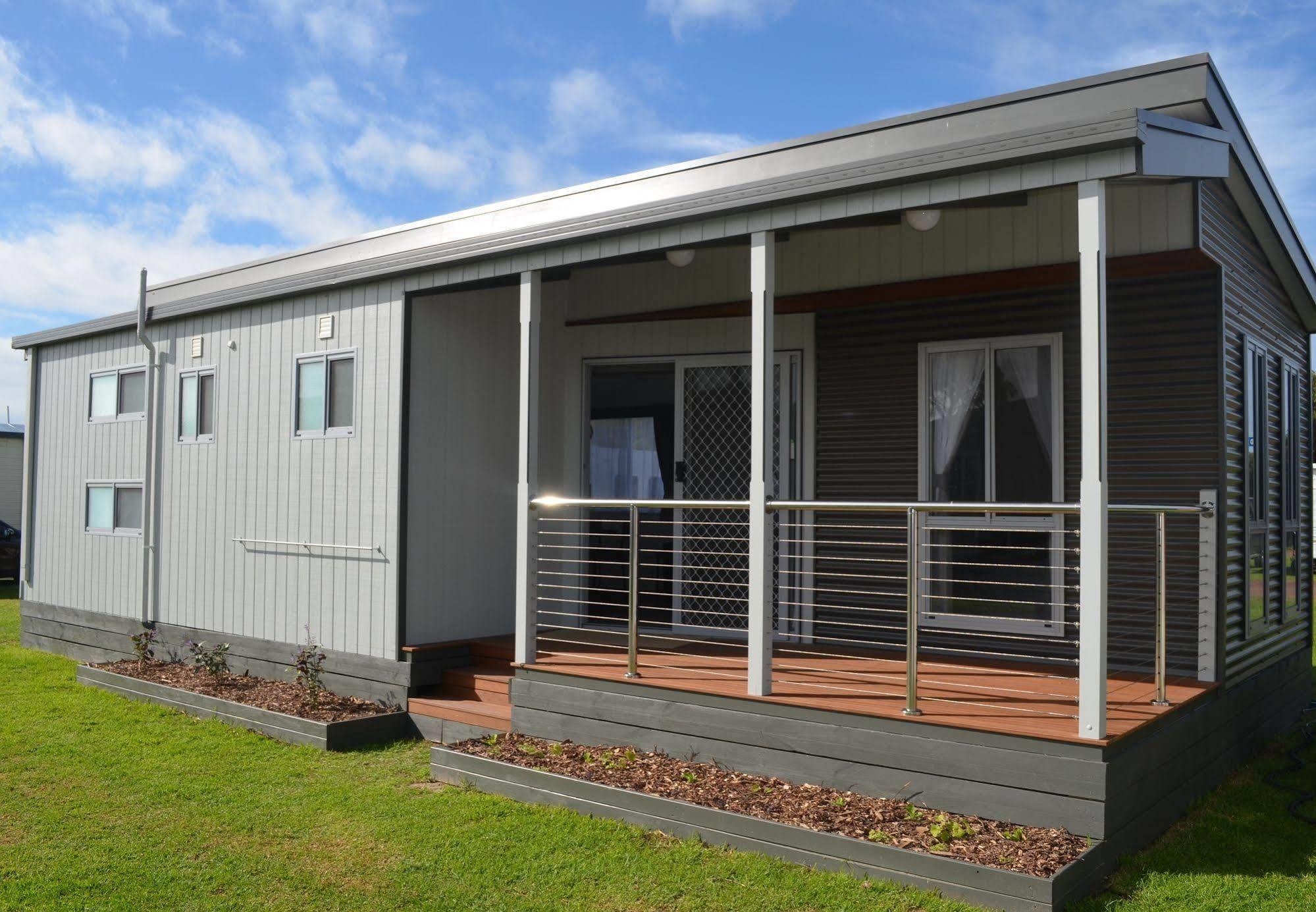 Holiday Lifestyle Henty Bay Portland Hotel Dutton Way Exterior photo