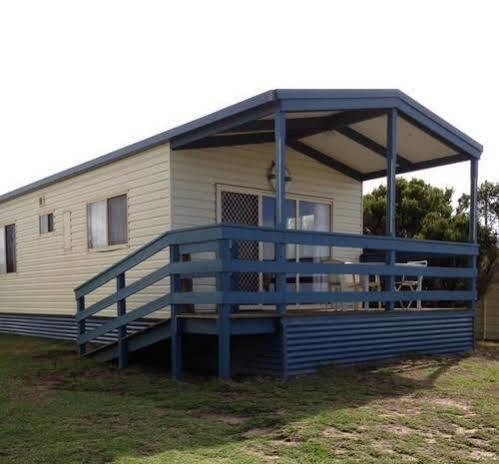 Holiday Lifestyle Henty Bay Portland Hotel Dutton Way Exterior photo